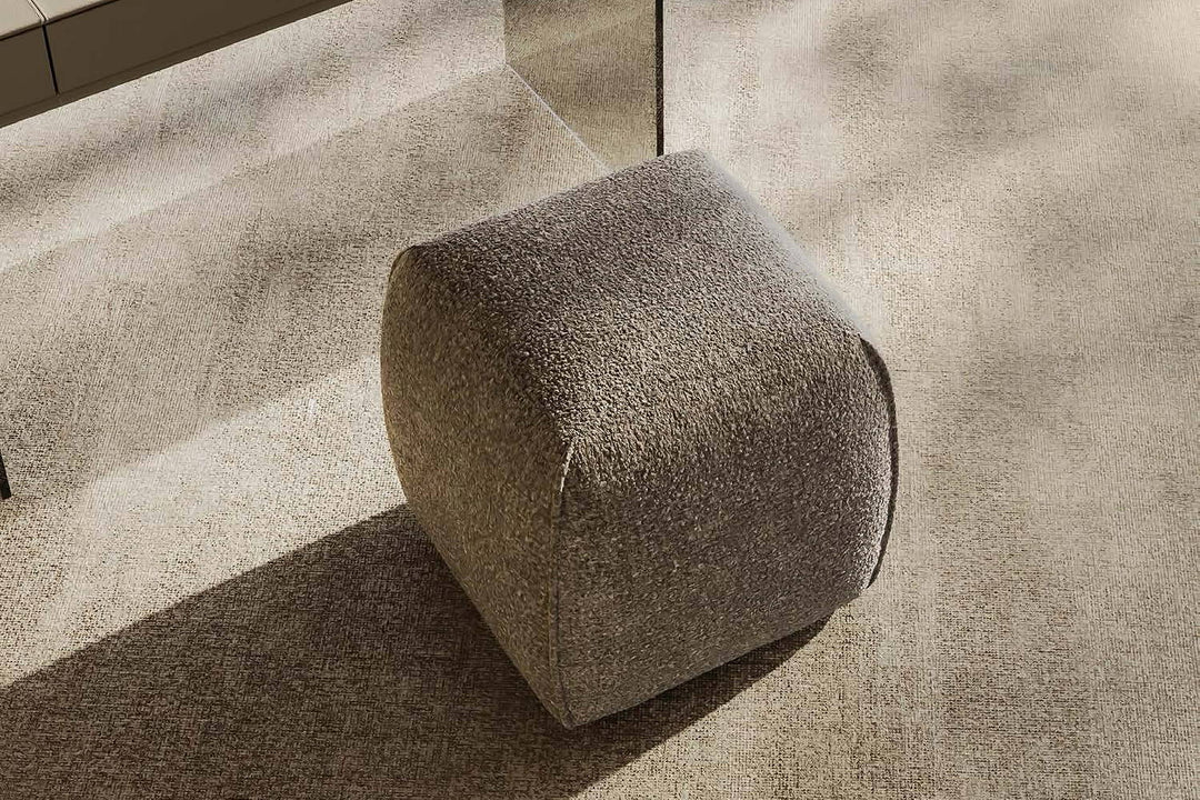Nico Stool