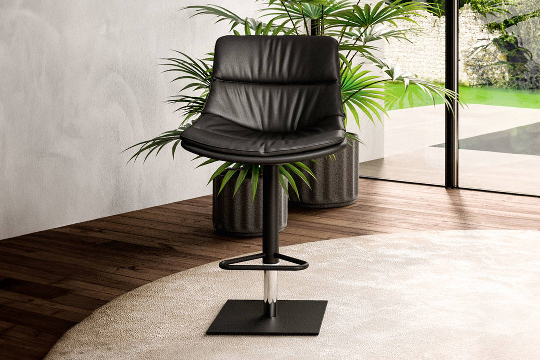 Roy Bar Stool