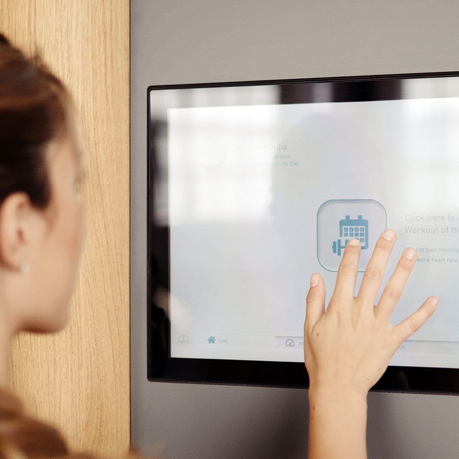 NOHRD Wall Compact touchscreen training system