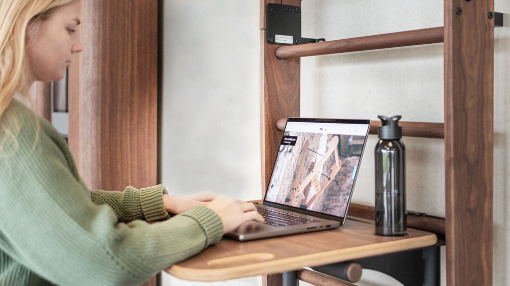 NOHRD wallbars desk use