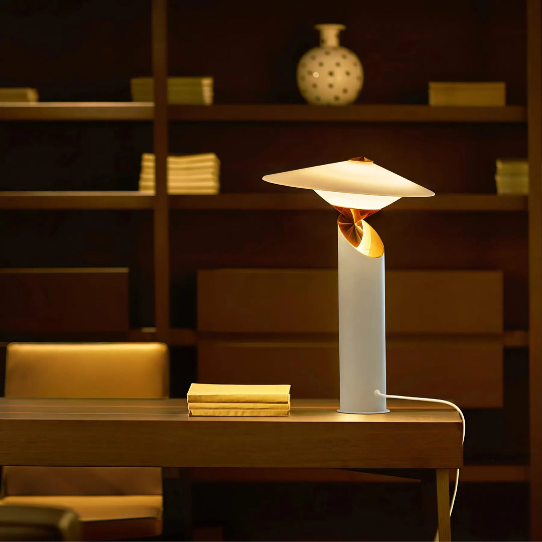 Oriental Top Hat Table Lamp by Interior Moderna - view 6