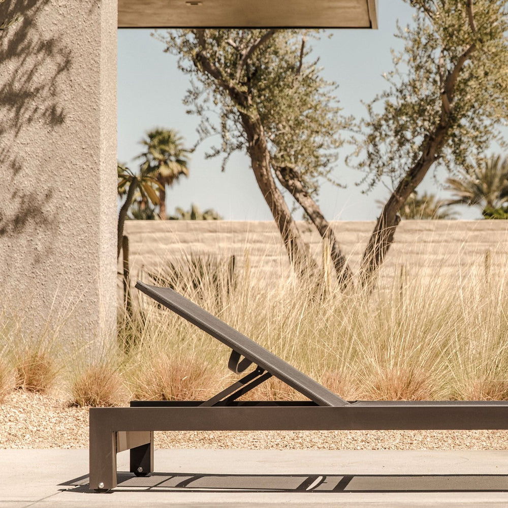 Pacific Aluminum Sun Lounge by Harbour lifestyle 1