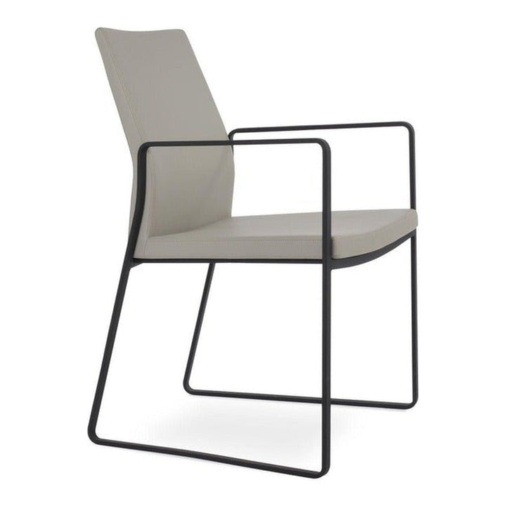 PASHA SLED ARMCHAIR Soho Concept