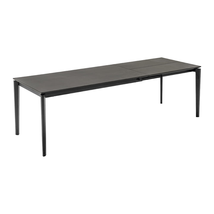 Pentagon Fast Extendable Dining Table by Connubia detail view