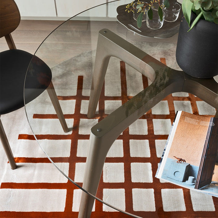 Pod Round Dining Table by Connubia detail view