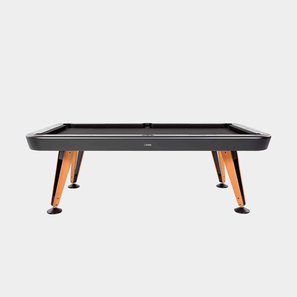 Diagonal Outdoor pool table by RS Barcelona
