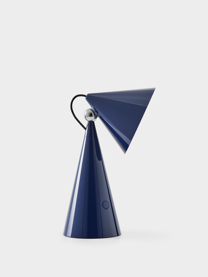 Pose Portable Light in High-Gloss Indigo