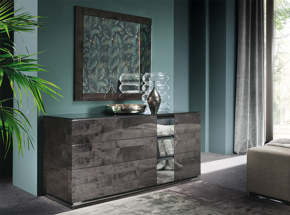 Heritage Line Modern Italian Bedroom Collection