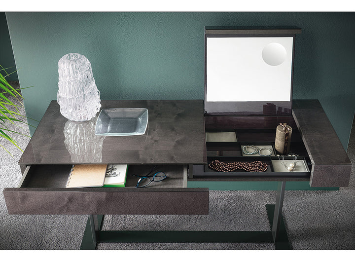 Heritage Line Modern Italian Bedroom Collection