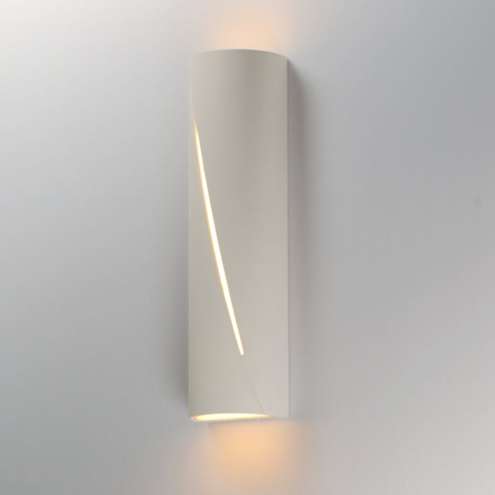 Puff 22" LED Outdoor Wall Sconce by ET2 Lighting, styled view 4