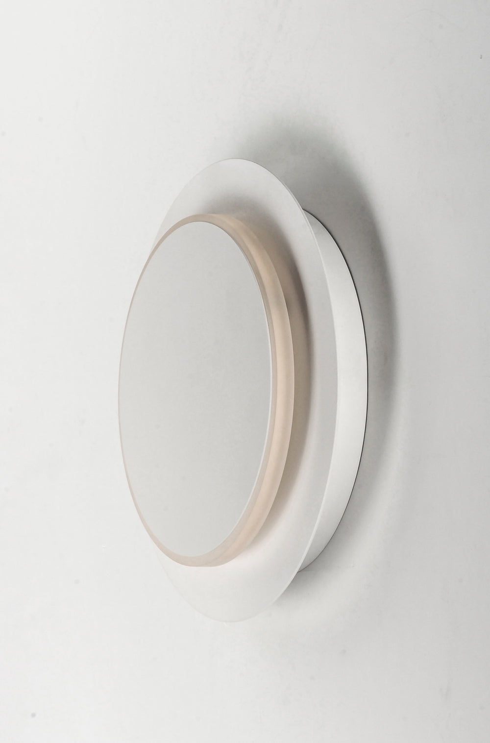 Revolver LED Flush Mount / Wall Sconce by ET2 Lighting, styled view 1
