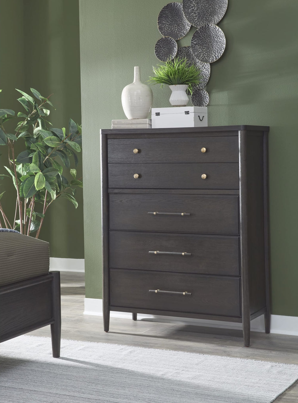 Rockport Five Drawer Chest in Yin — styled in a room
