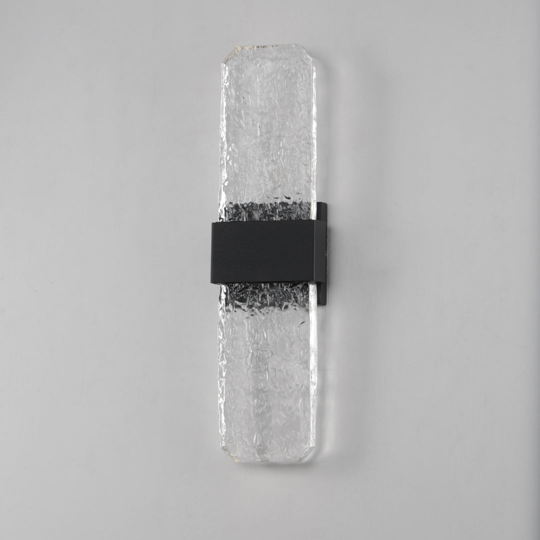 Rune LED Outdoor Wall Sconce - Large by ET2 Lighting, styled view 3