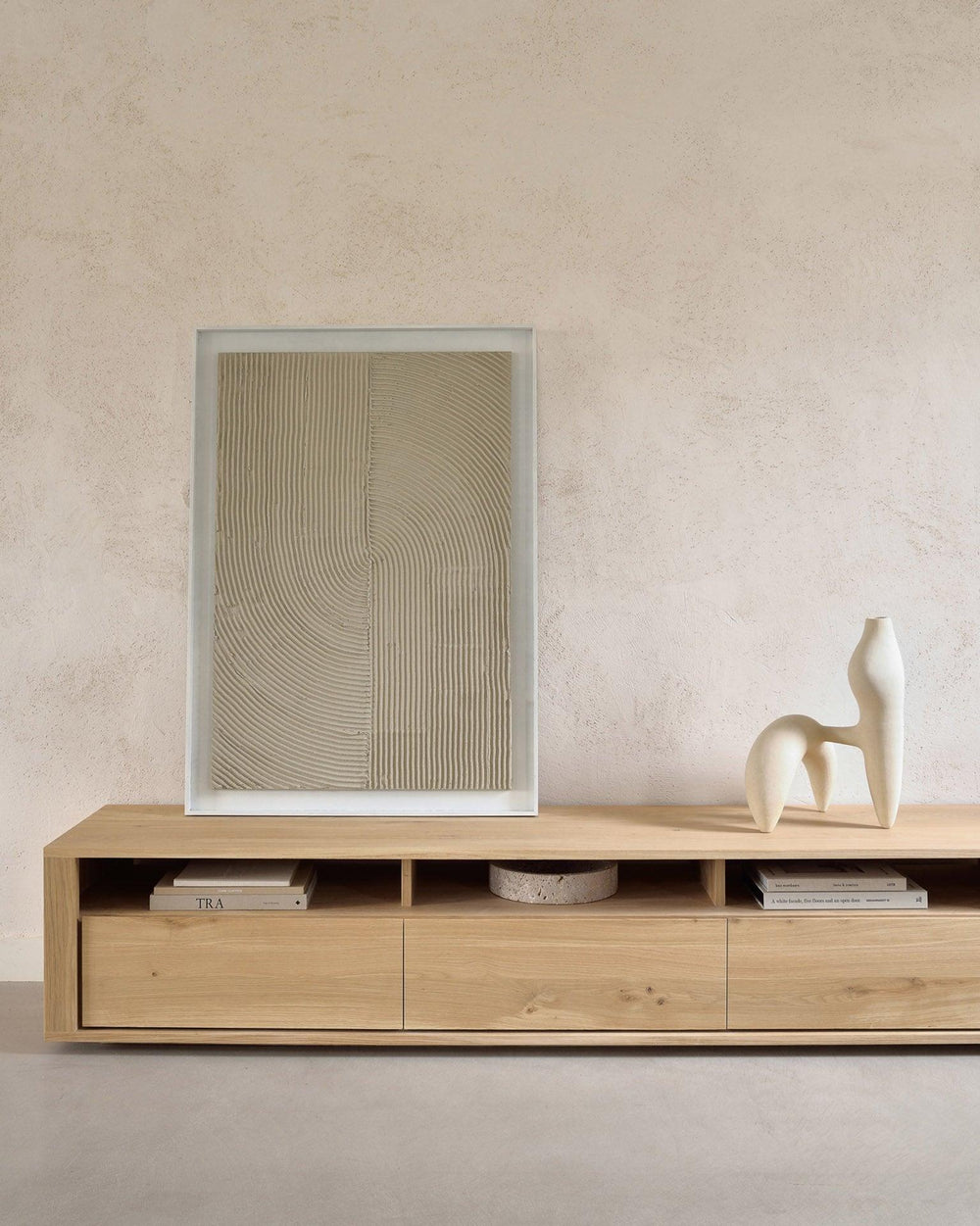 Shadow Media Console Ethnicraft