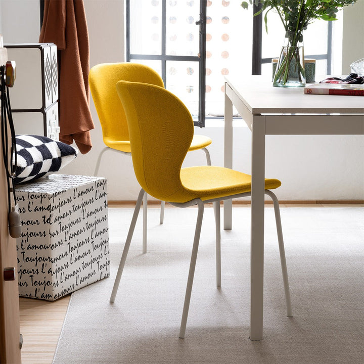 Snap Extendable Dining Table by Connubia in a styled interior