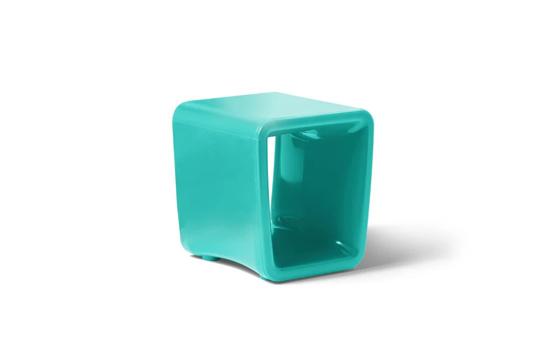 Loop Side Table Outdoor Side Table Tupelo