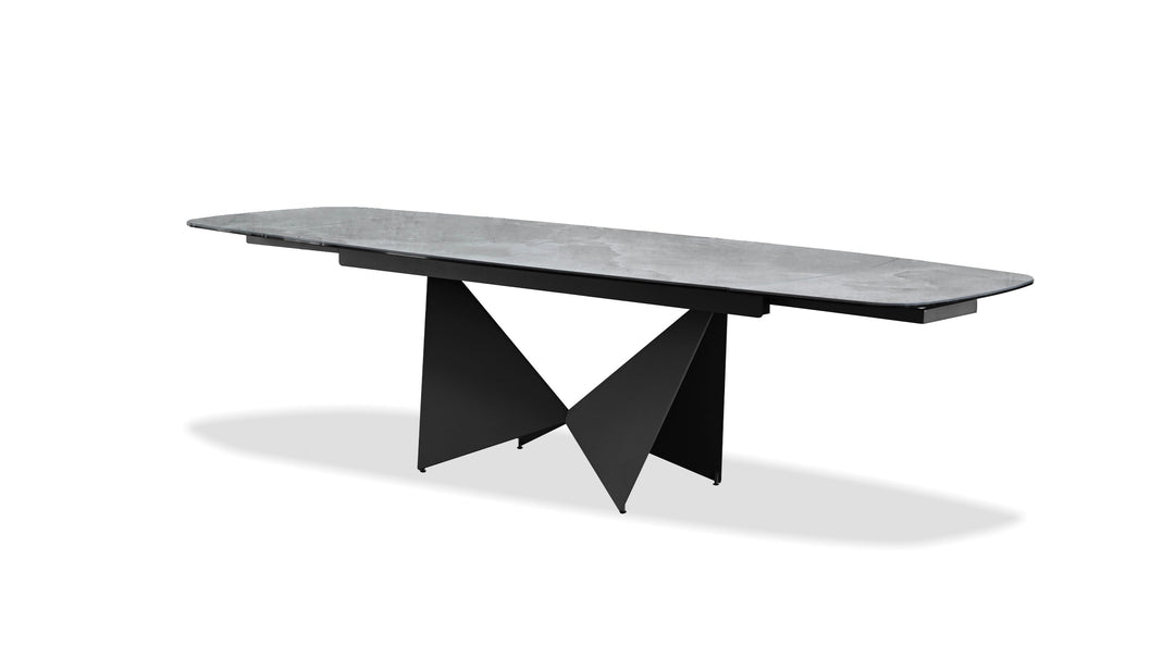 AVENTADOR Dining Table in Tempestas