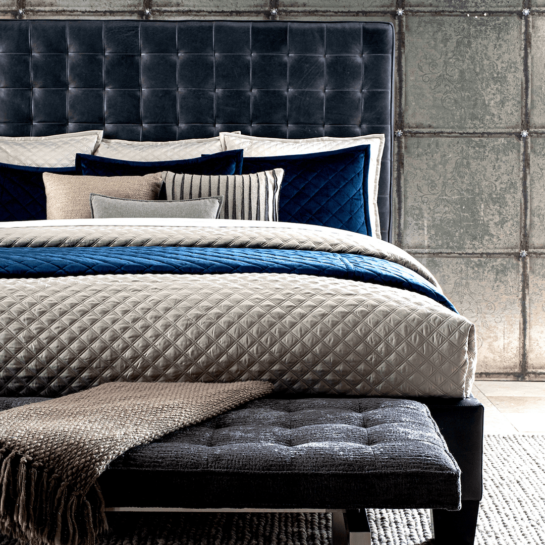 Loja Bed Platform Beds American Leather