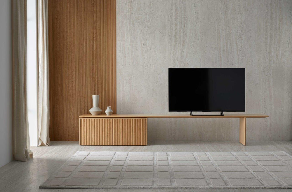 Velasca Extendable Comp # 1 by Punt – lifestyle