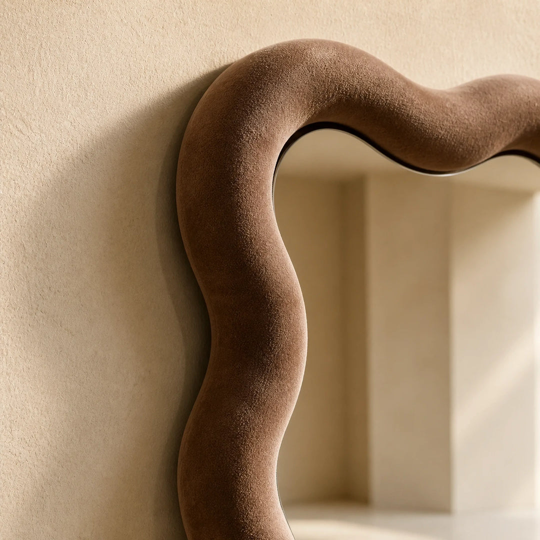 Velvet Wave Mirror by Interior Moderna - view 5