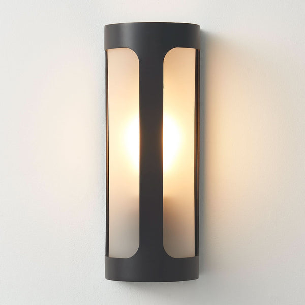 Victoria Aluminum Outdoor Sconce by Harbour