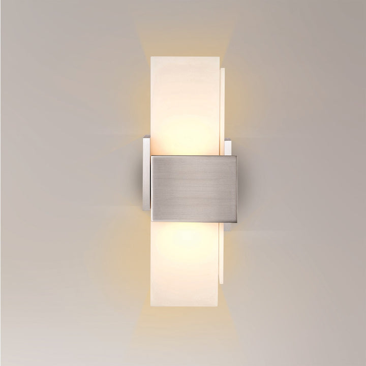 Acuo LED Sconce Cerno