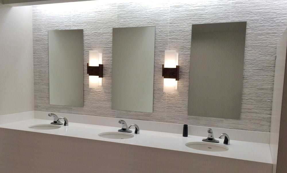 Acuo LED Sconce Cerno