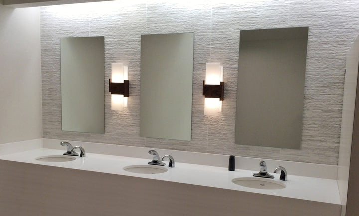 Acuo LED Sconce Cerno