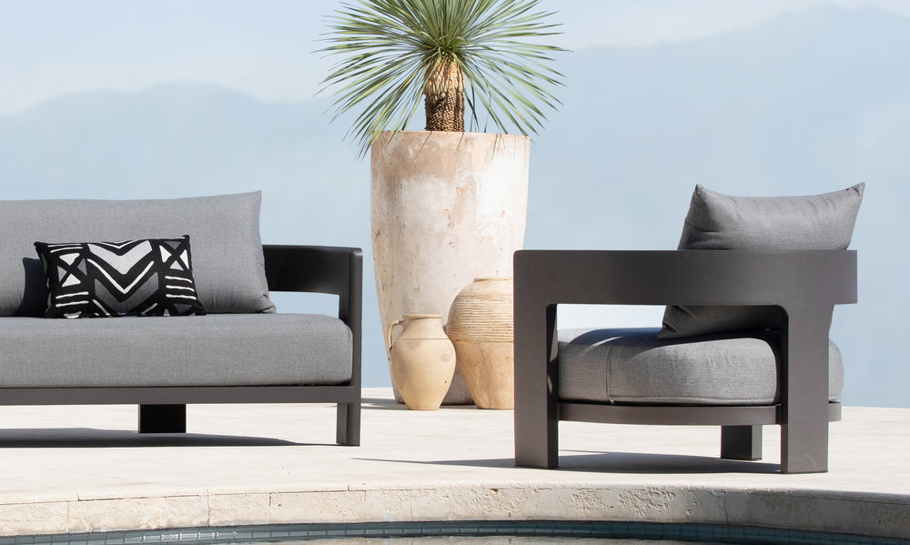 VICTORIA 3 SEAT SOFA Harbour Outdoor