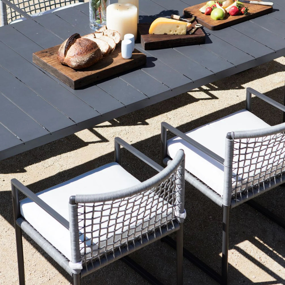 LOOP DINING CHAIR Harbour Outdoor
