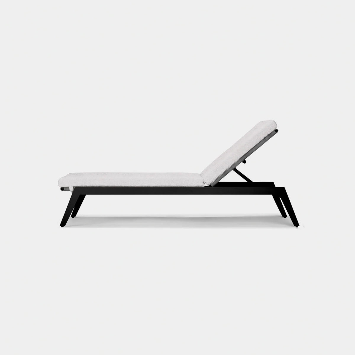 Sun Loungers & Outdoor Chaise Lounges