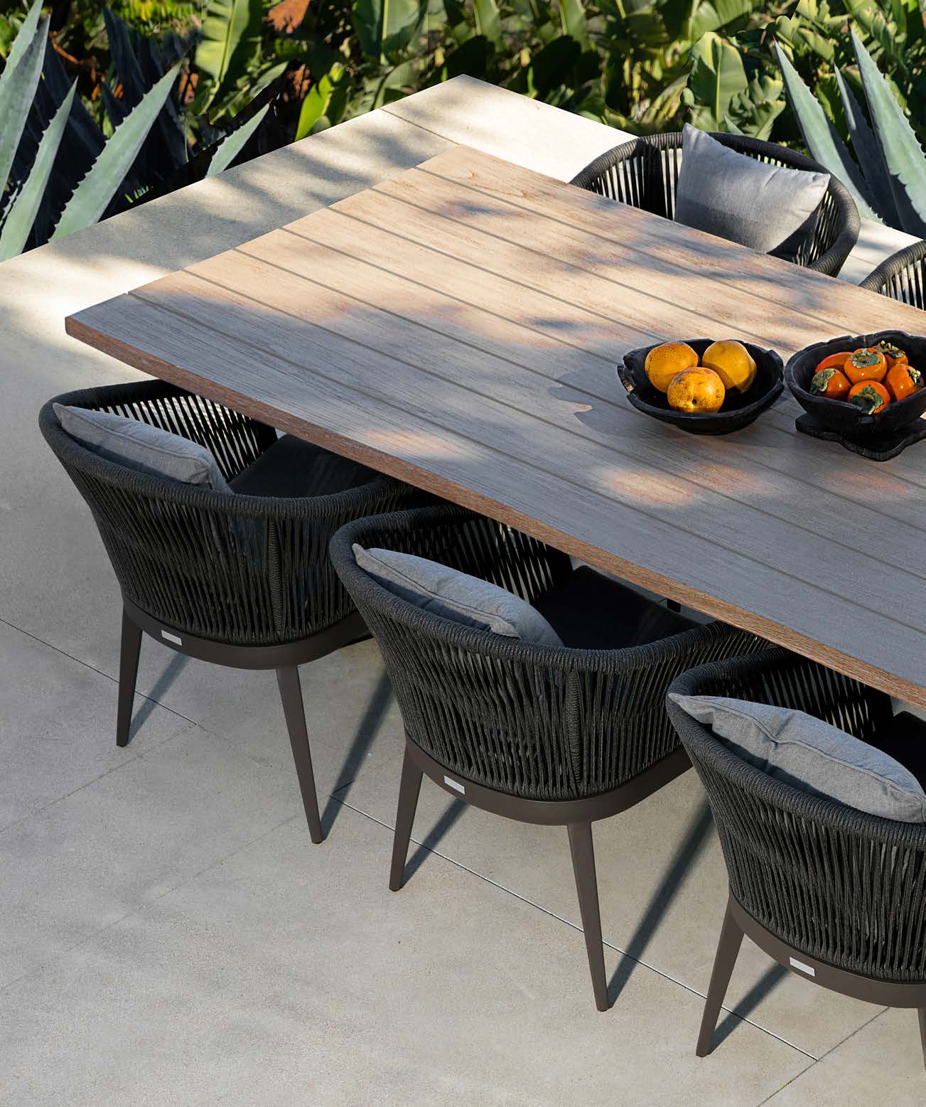 Pure Table Stand PURE DINING TABLE – Modern Studio
