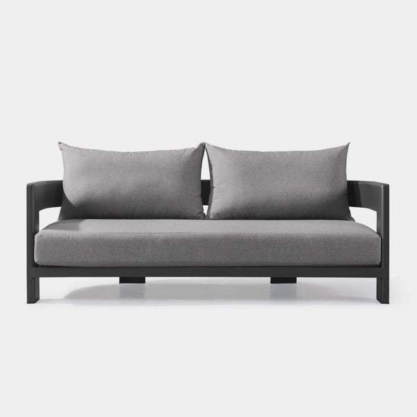 VICTORIA 2 SEAT SOFA Harbour Outdoor