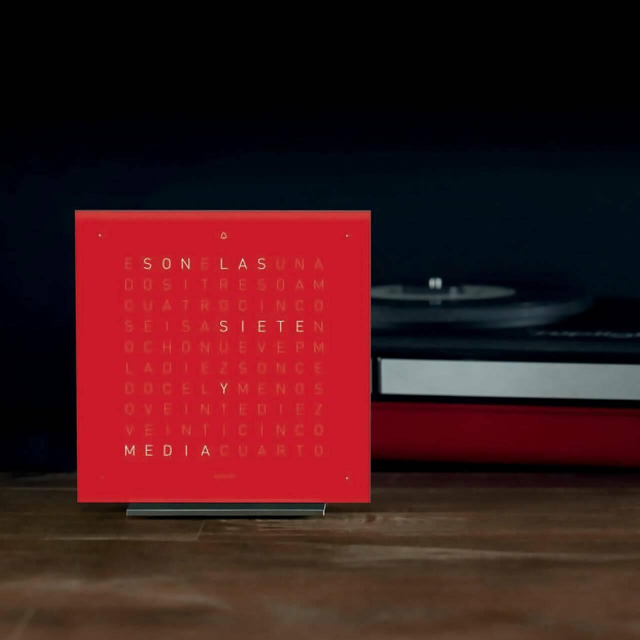 EARTH 13.5 Wall Clocks Qlocktwo