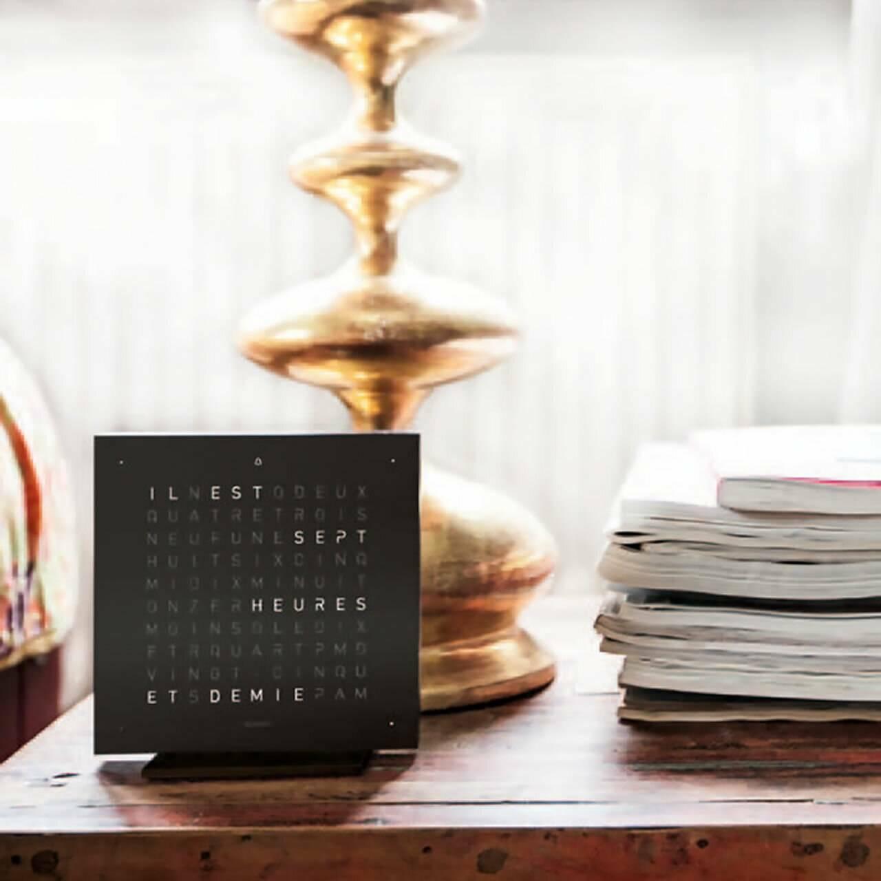 EARTH 13.5 Wall Clocks Qlocktwo