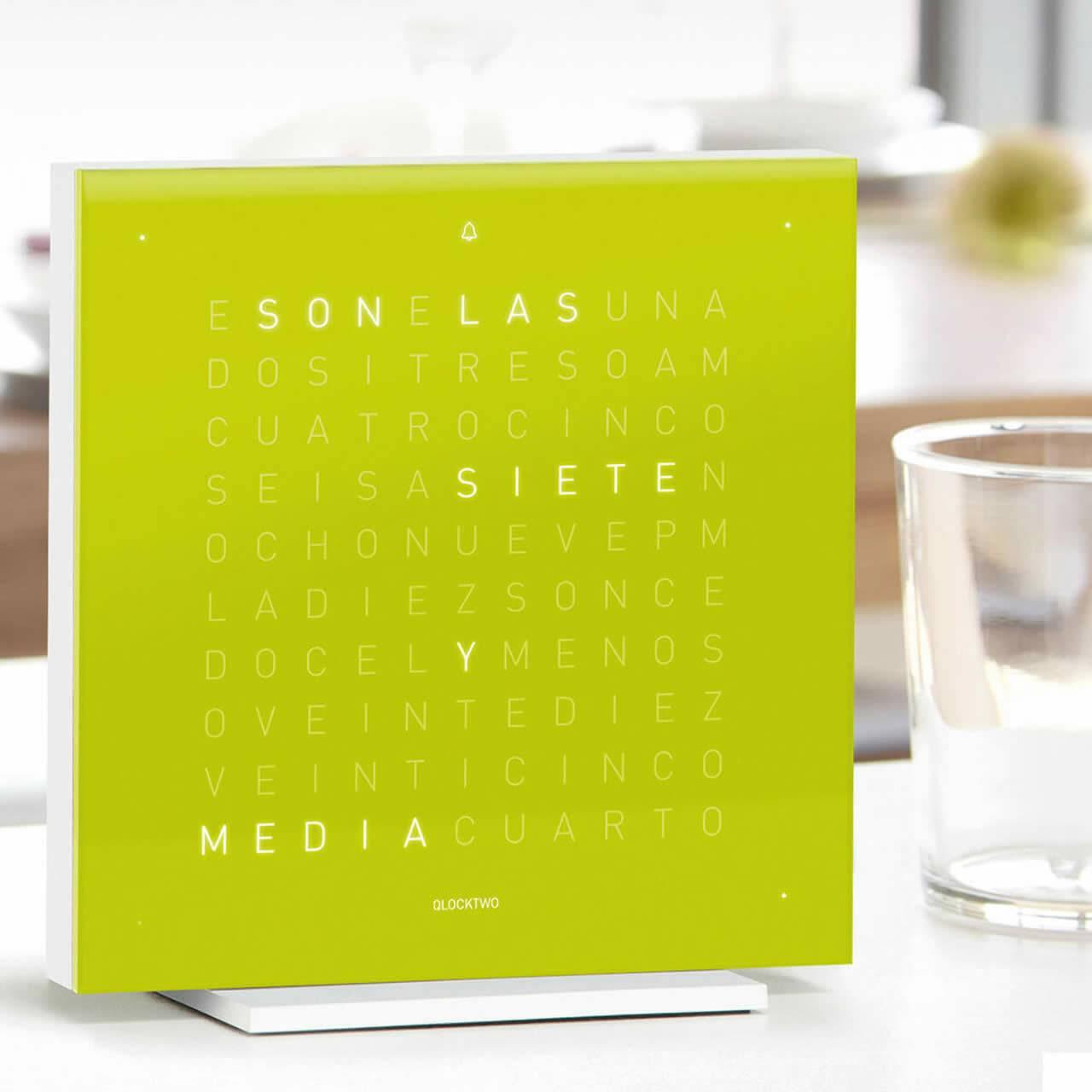 EARTH 13.5 Wall Clocks Qlocktwo